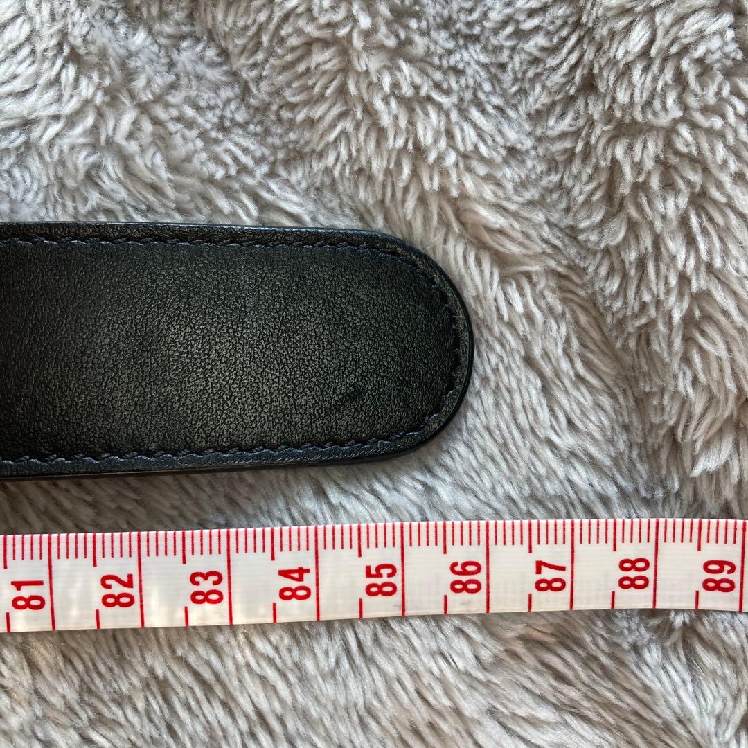 Gucci GGロゴバックル ベルト ゴールド/ブラック　そら