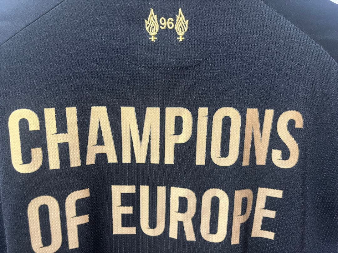 リバプールFC 18/19UCL優勝記念ユニフォーム　黒×金　L-XLサイズ