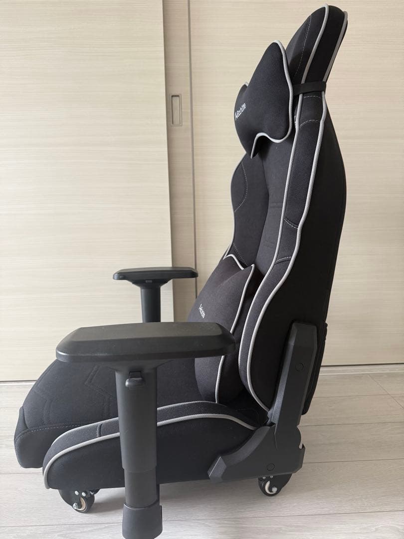 バウヒュッテ ゲーミング座椅子GX-571-BK