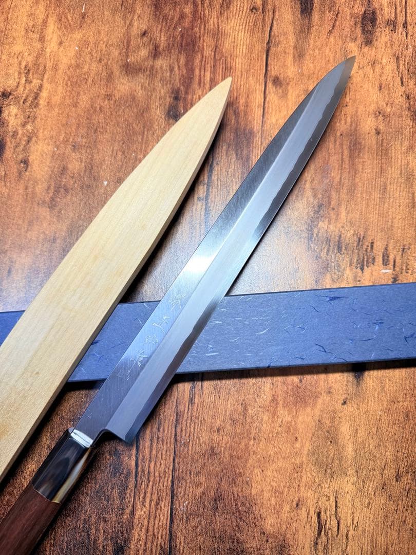 【堺刃物】刺身 柳刃　包丁　尺　銀三鋼　紫檀八角水牛柄　鞘付き