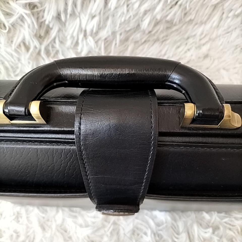 吉田カバン ミニダレスバッグ ビジネスバッグ レザー ブラック