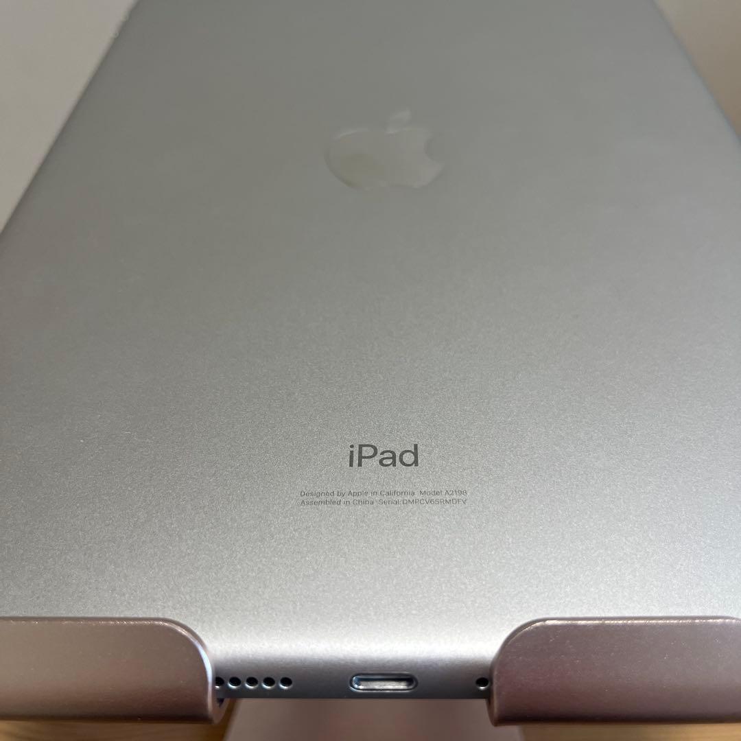 超美品！iPad 7世代 32G Wi-Fi + Cellular シルバー