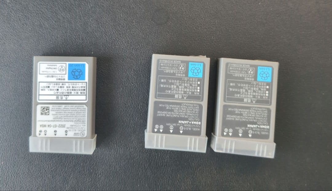 OM SYSTEM OM-5 14-150 mm II レンズキット　ブラック