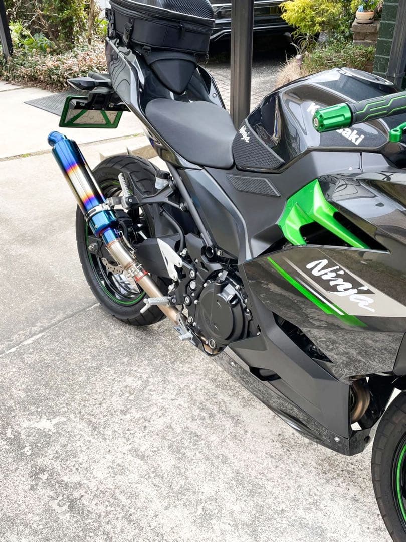 Ninja400マフラー　Z400 スリップオンマフラー