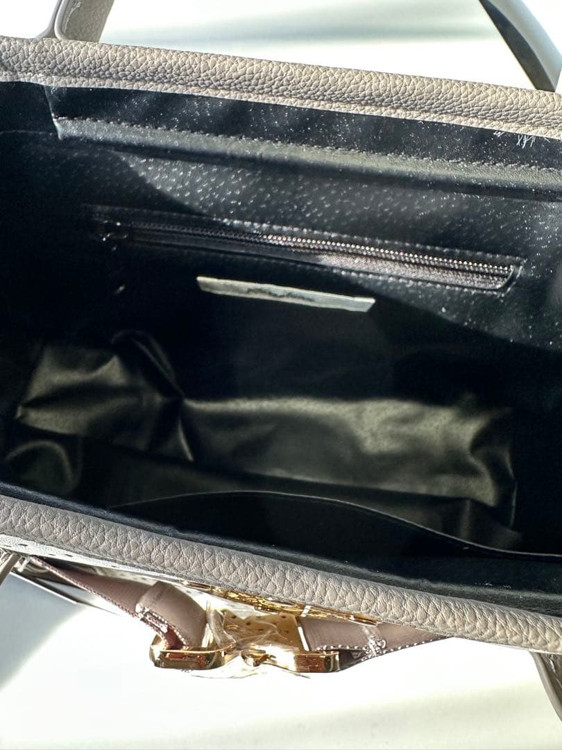 【新品未使用】サイズ(縦:20横:33マチ:13)カートバックラッセルノ2136