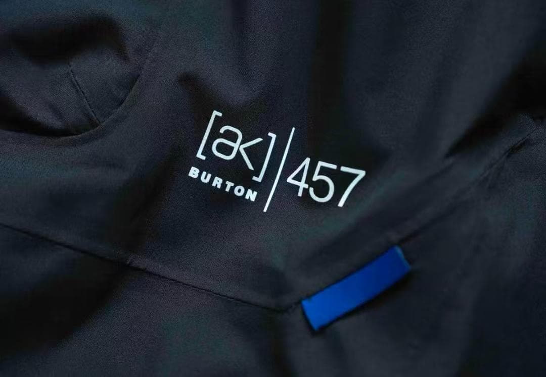 希少Burton [ak] 457 ブラックジャケット男女兼用