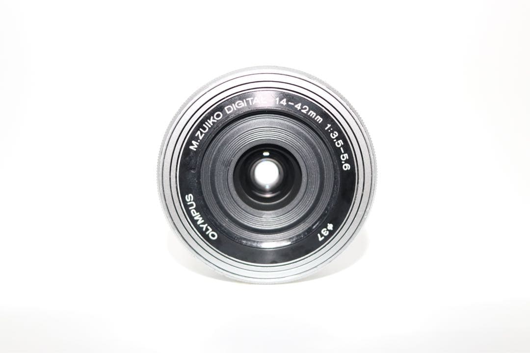 ☆美品【OLYMPUS】OM-D E-M10 MarkIII + 14-42mm