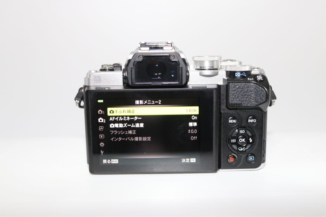 ☆美品【OLYMPUS】OM-D E-M10 MarkIII + 14-42mm