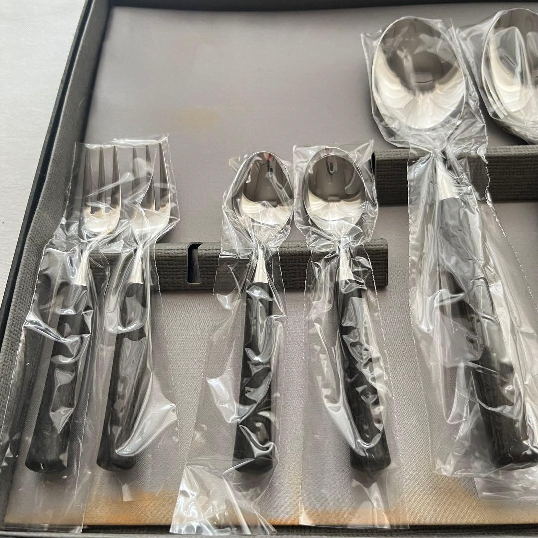 ●未使用品 ジェームズ川田 モールド•パッカーウッド ディナーカトラリー