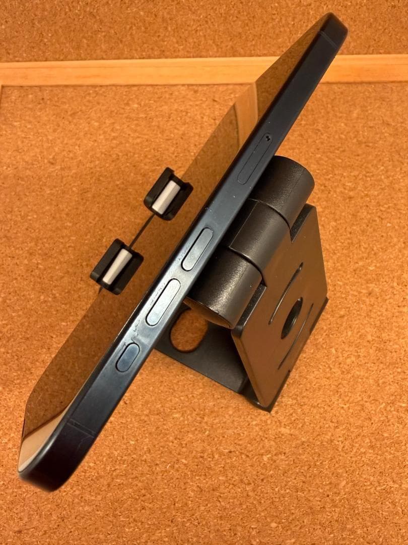 iPhone 15 Pro ブルー 256 GB バッテリー100%