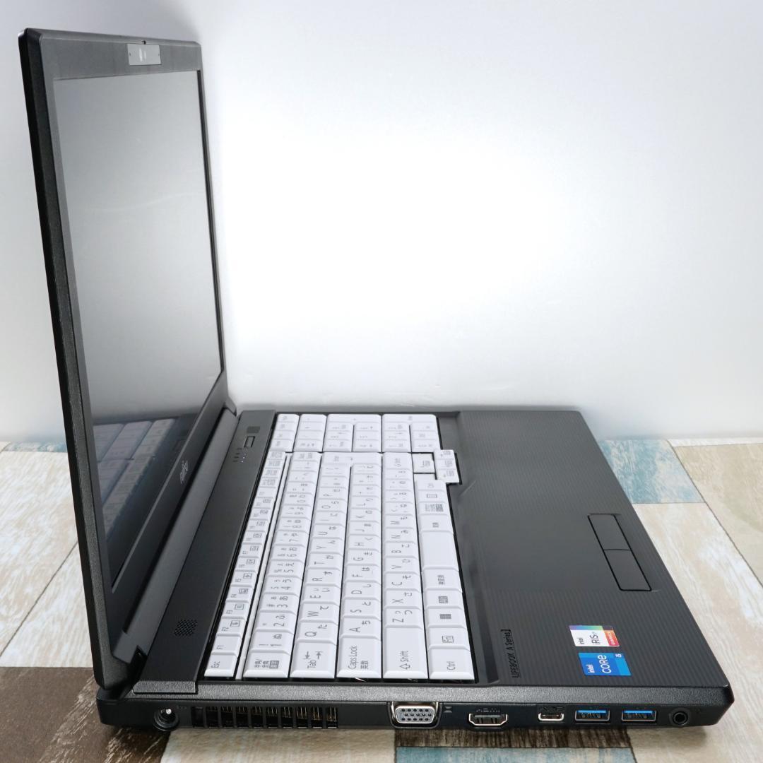 超高速大容量ＳＳＤ５１２ＧＢ搭載✨美品の２０２４年製✨１２世代ｉ５に大容量メモリ