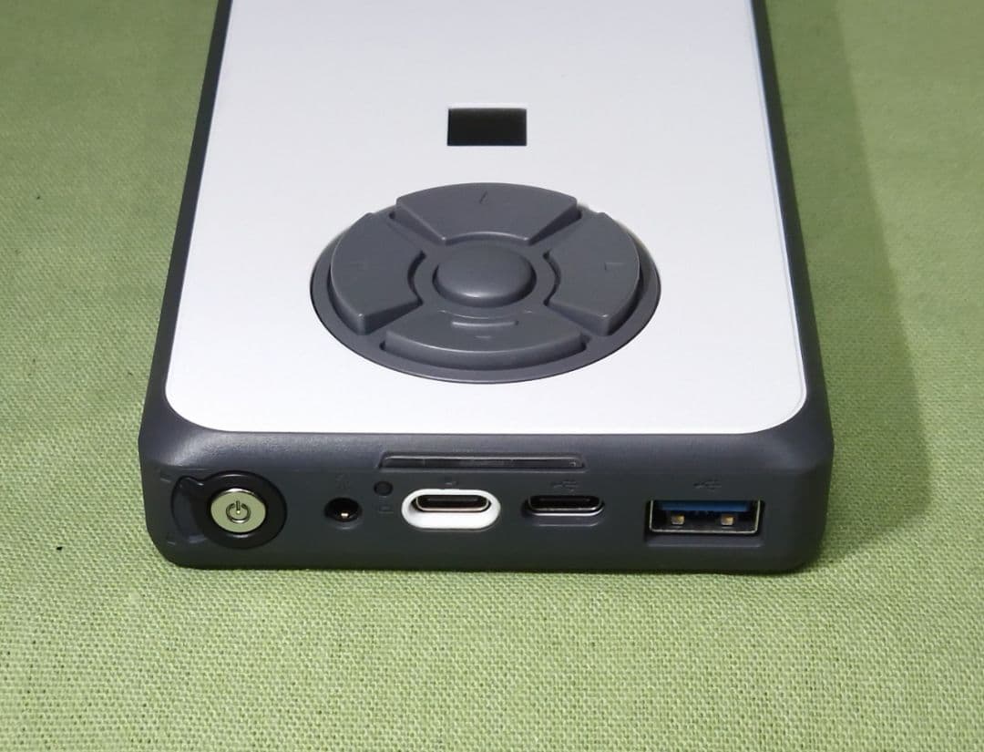 ジャンク DynaEdge DE200 第11世代 Corei3 Windows