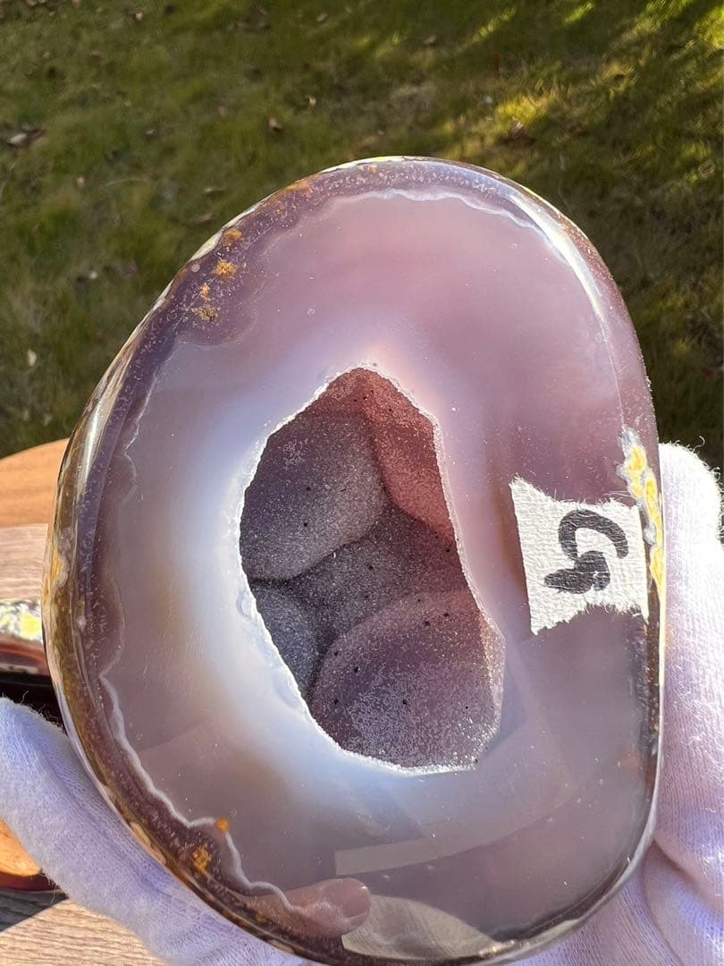 C9トレジャーメノウ 台付き 瑪瑙 風水 聚宝盆アゲート