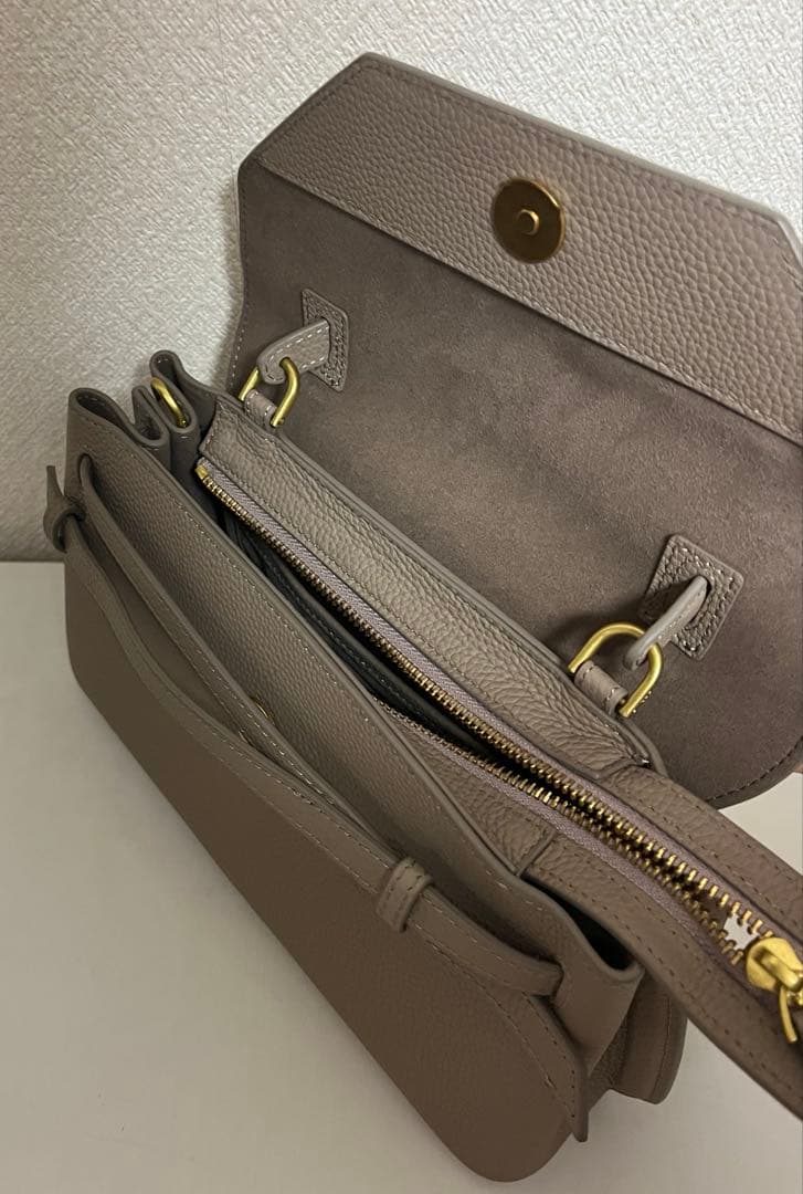 TOV ショルダーバッグMIMI M グレージュ