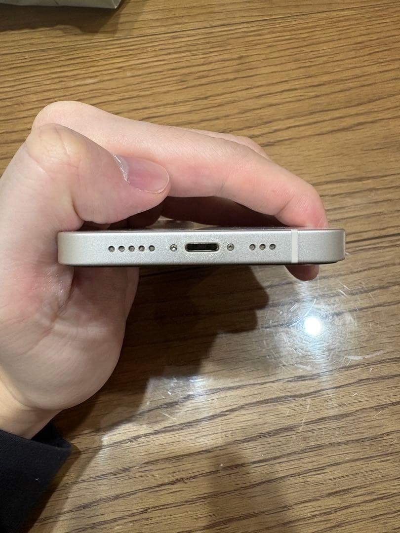 iPhone14 128GB スターライト 美品｜箱・ケーブル・ガラスフィルム付