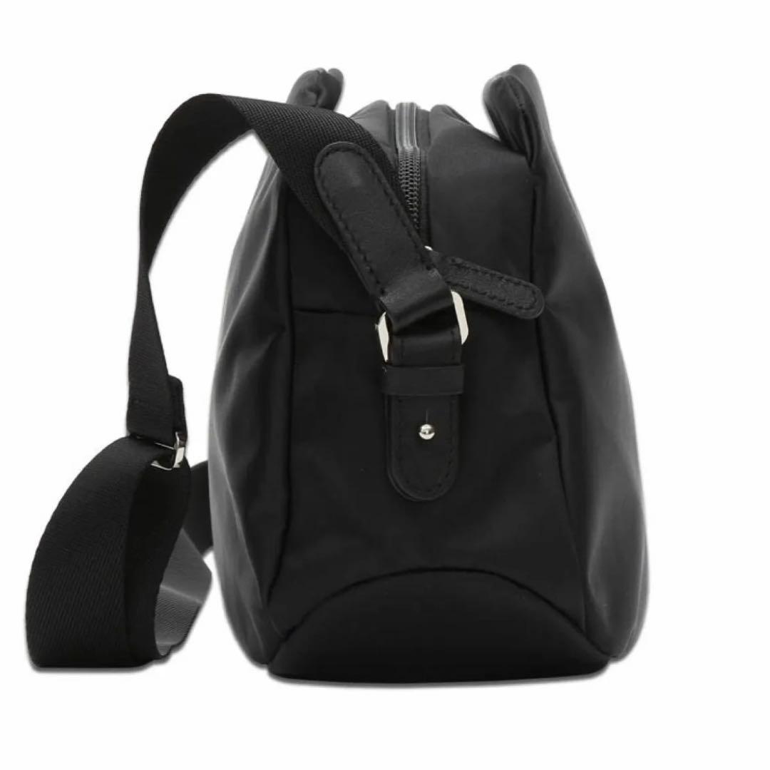 新品未使用　アニエスベー　ショルダーバッグ　ナイロン　バッグ ブラック 斜めがけ