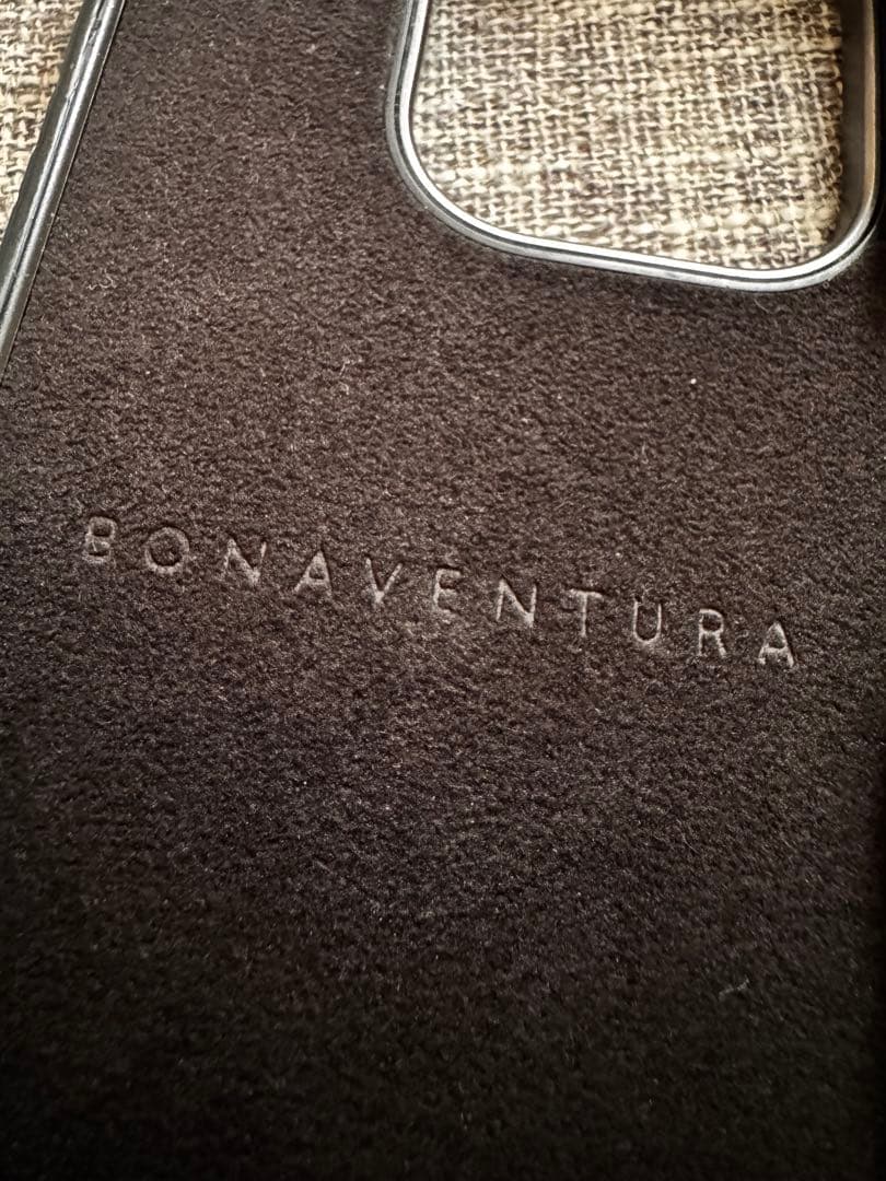 ハンドル付き バックカバーケース シュリンクレザー　iPhone15pro