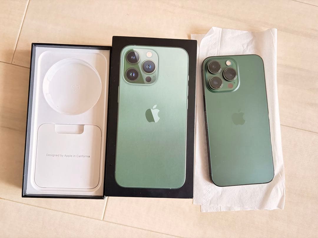 Apple iPhone 13 Pro 256GB アルパイングリーン 本体