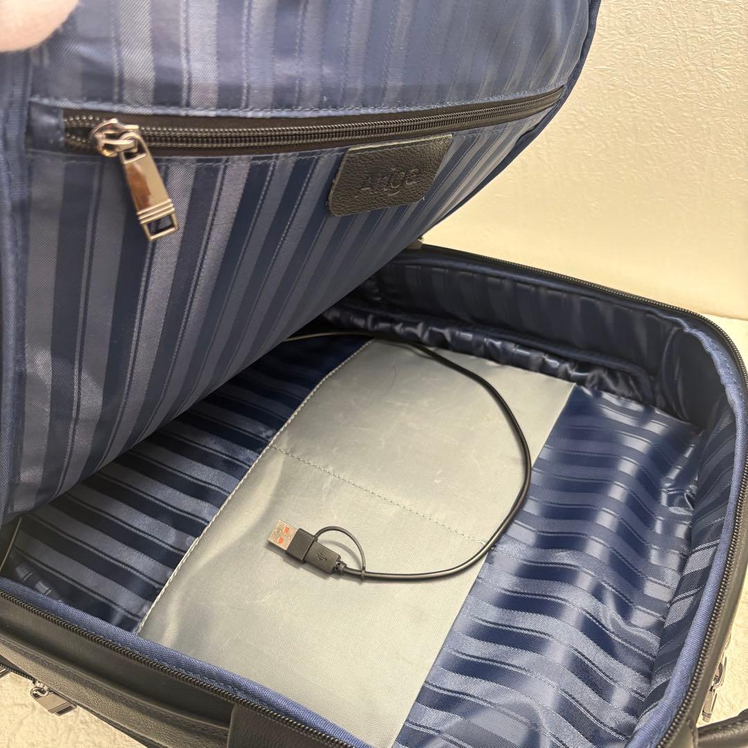 リュックメンズ レザー 防水 大容量 リュックサック バック ビジネスリュック