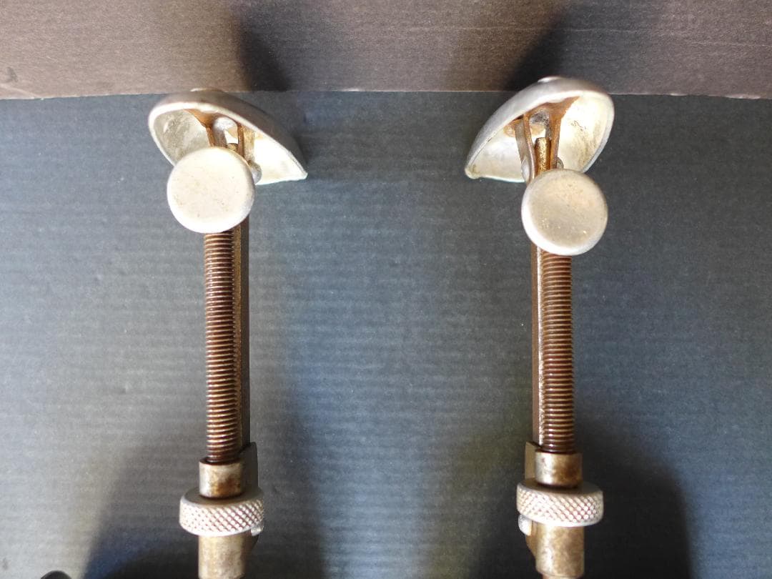 時代物　戦前　古いCHURCH’S シューキーパー　7x8 M 英国製　レトロ