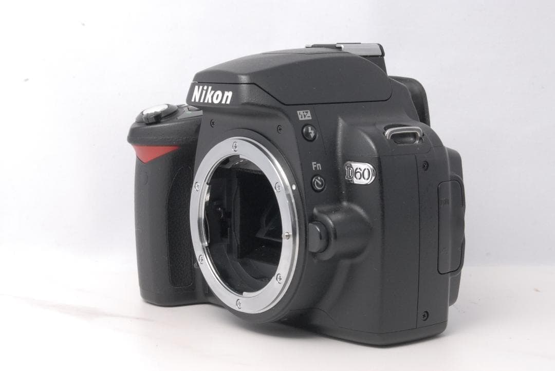 完動品　レンズキッド Nikon D60 届いた日から使える安心一眼レフセット