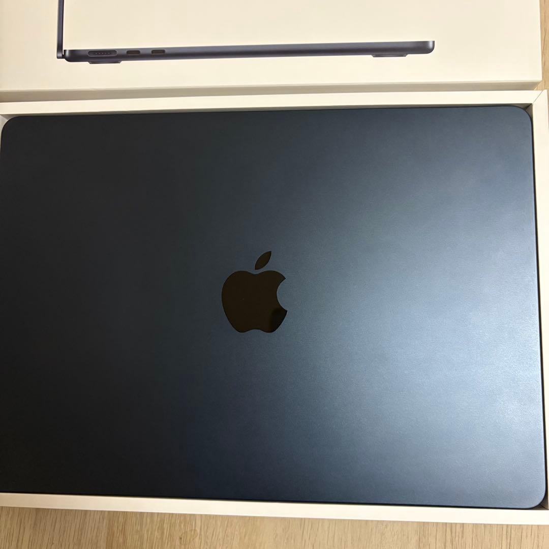 バッテリー99% 美品 Apple MacBook Air M2 13.6
