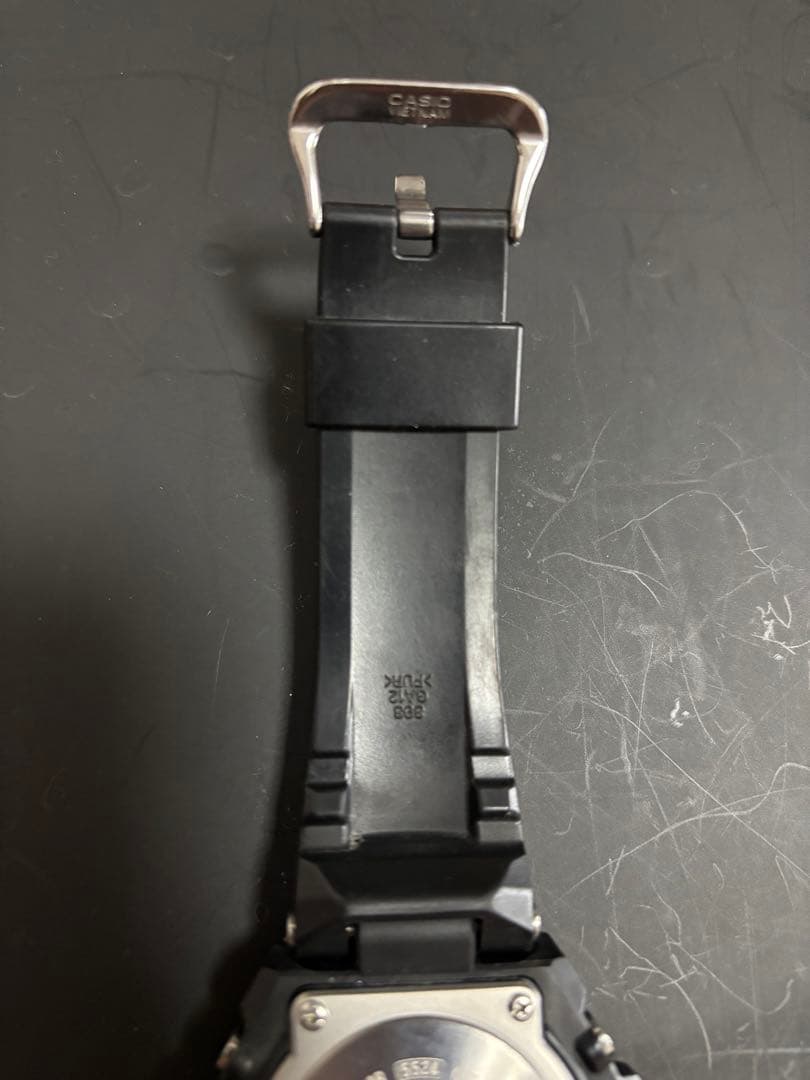 人気モデル カシオ G-SHOCK GST-W300G-1A9JF