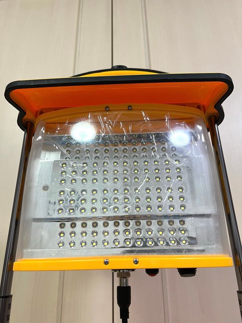 ポータブル投光器　イクシンライト　IN3500LB