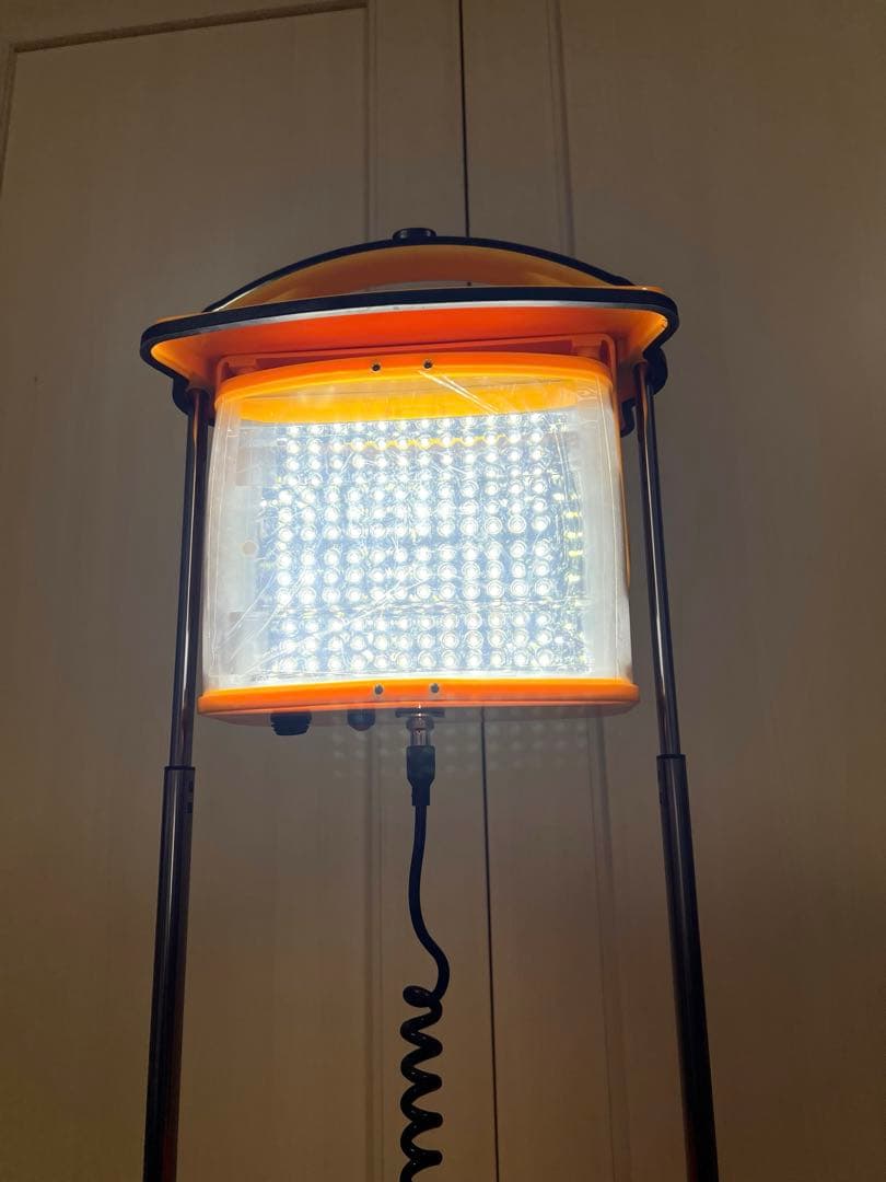 ポータブル投光器　イクシンライト　IN3500LB