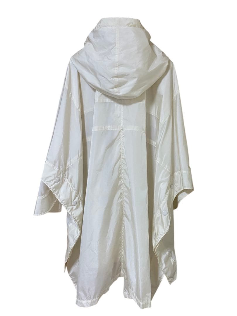 【新品・未使用品】MONCLER モンクレールPRINTSEPSポンチョコート