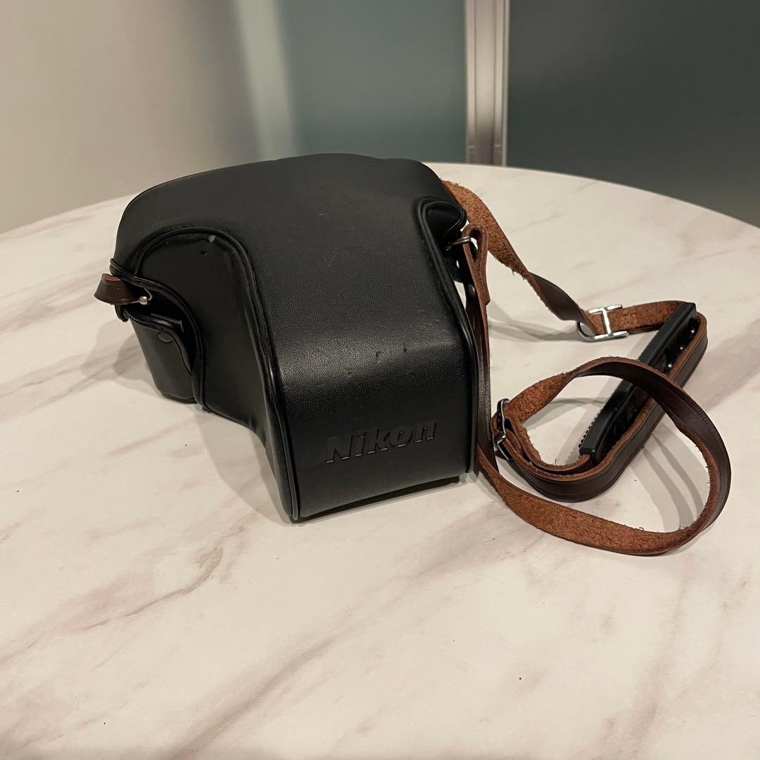 Nikon FM10 フィルムカメラ　 NIKKOR 35-70mmレンズ付き