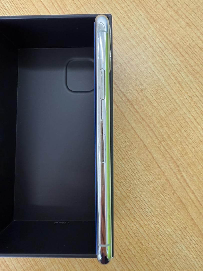 Apple iPhone 11 Pro シルバー　本体