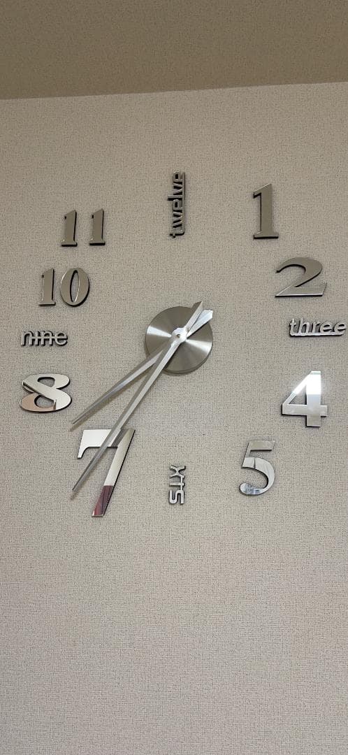 非電波静音 スタイリッシュモダン 3D立体数字ウォールクロック