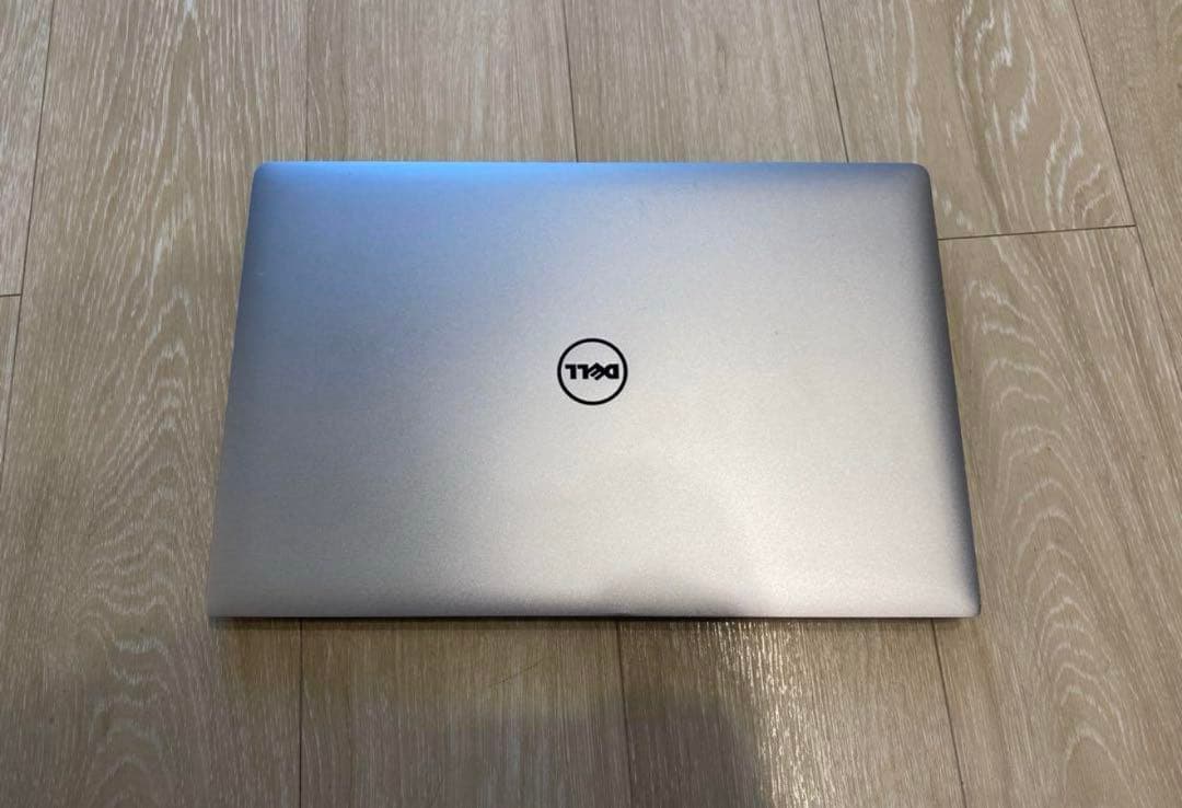 DELL 　　 5520 NVIDIA　i7-32GB-512