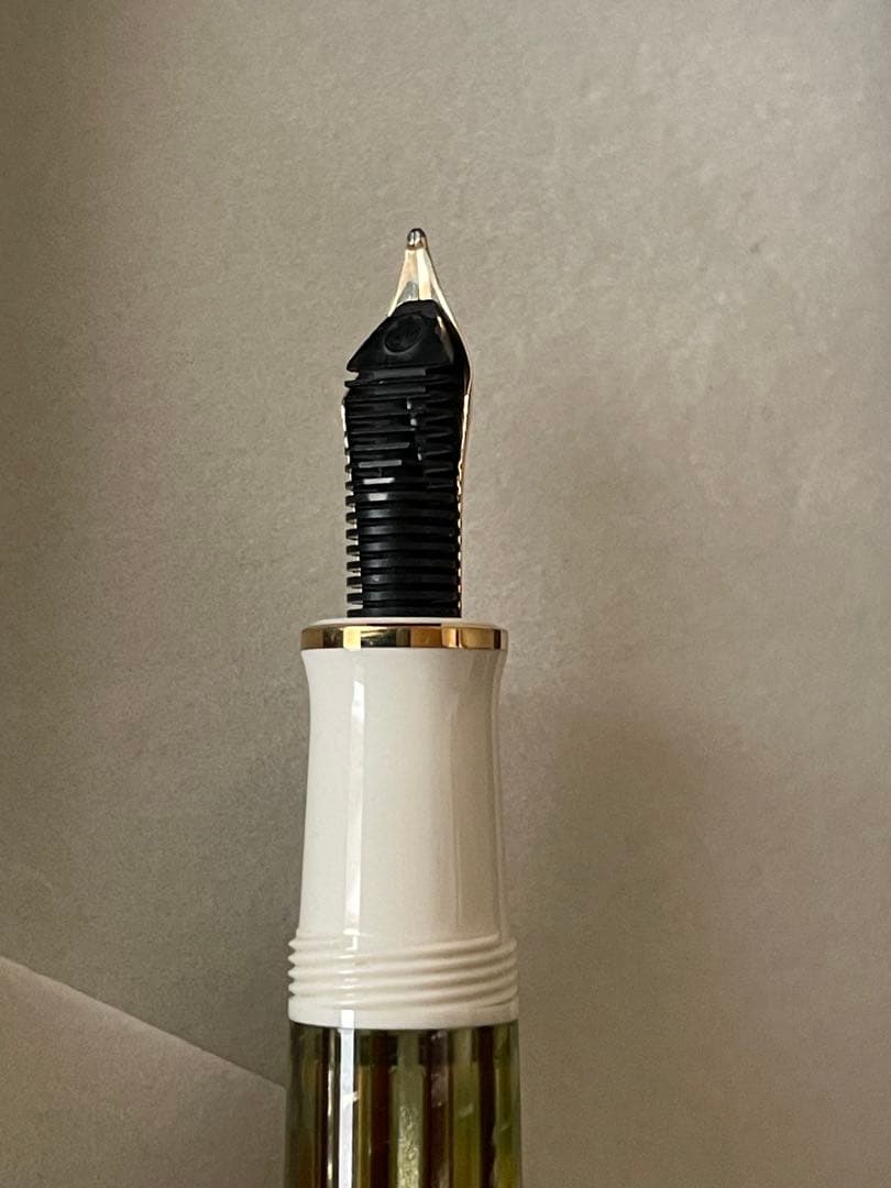 《美品》PelikanスーべレーンM400万年筆 ホワイト トータス　M中字