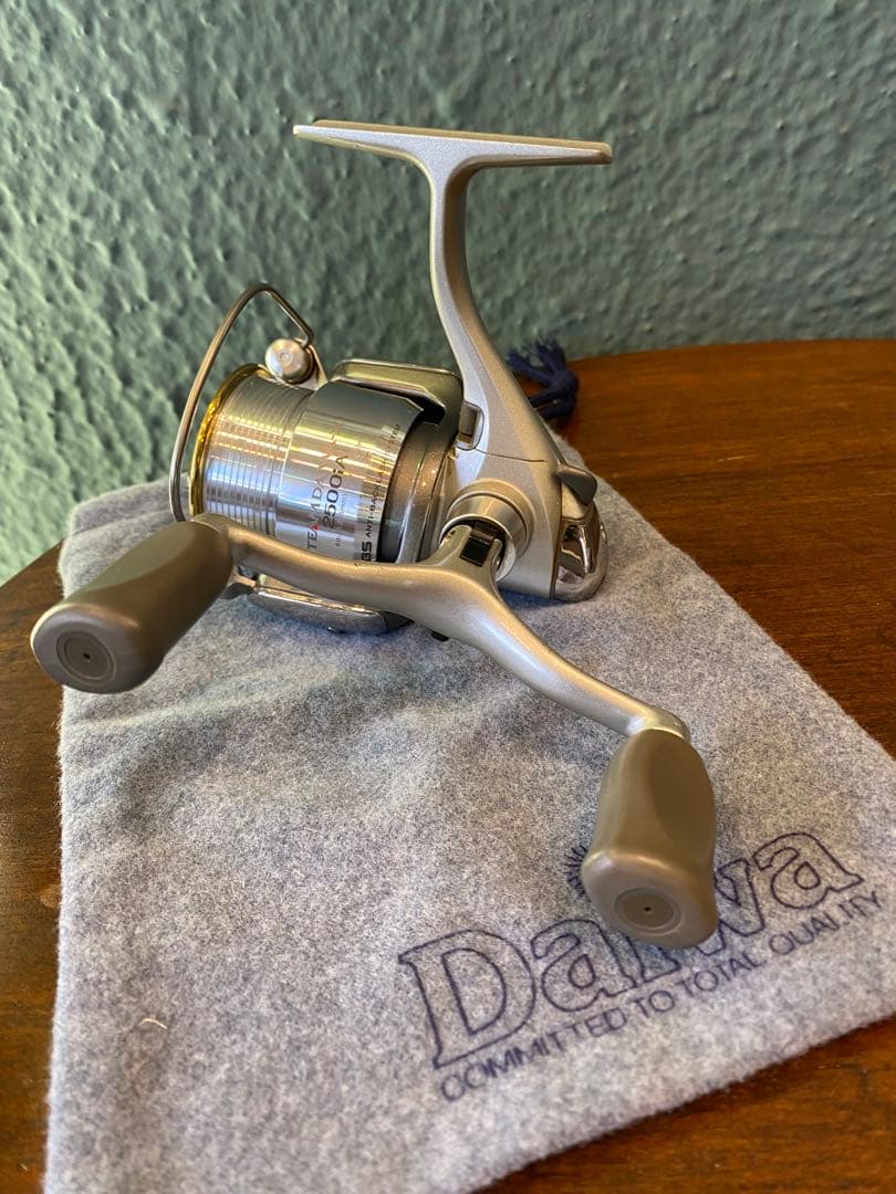 Daiwa TEAM DAIWA X 2500iA スピニングリール2台セット