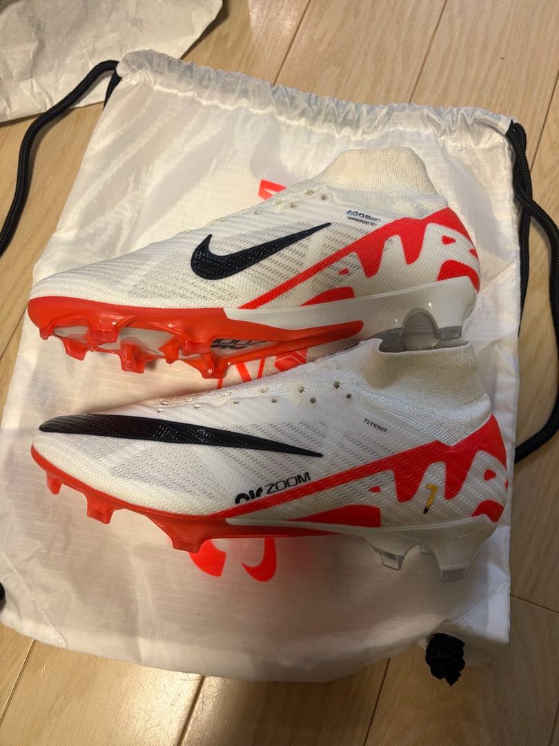 ［新品］NIKEマーキュリアルヴェイパー15エリートFGハイカットモデル