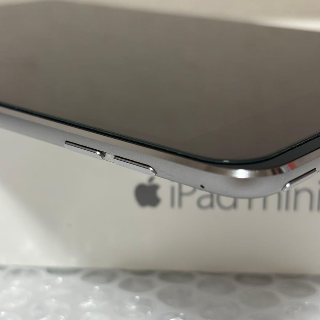 美品 iPad Mini 第4世代 32GB Wi-Fi Simフリー