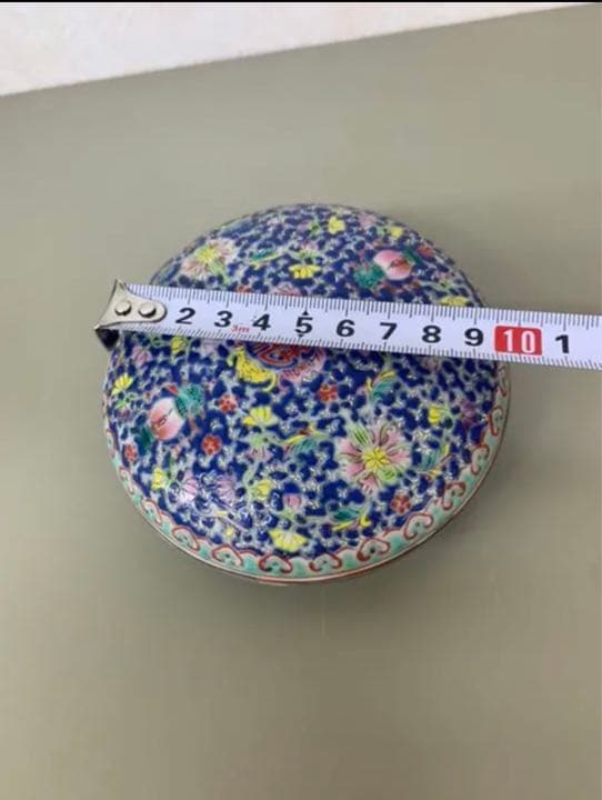 中国清乾隆年製銘粉彩香盒　骨董　 古美術　コレクション唐物　アンティーク江戸青磁