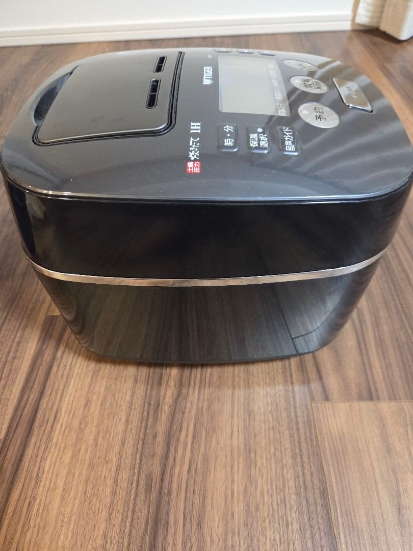【大幅値下げ中】【土鍋圧力IH】タイガー 炊飯器 5.5合 JKX-V102