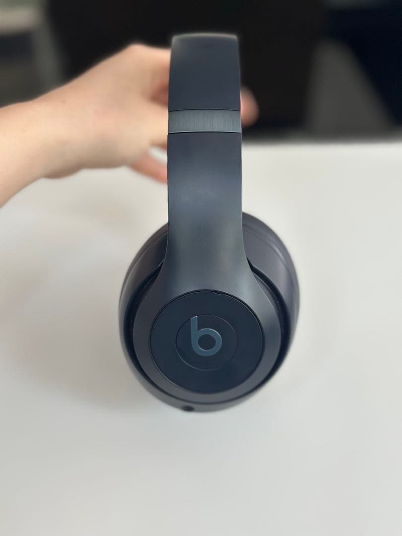 新品未使用 Beats Studio Pro ヘッドホン　ネイビー