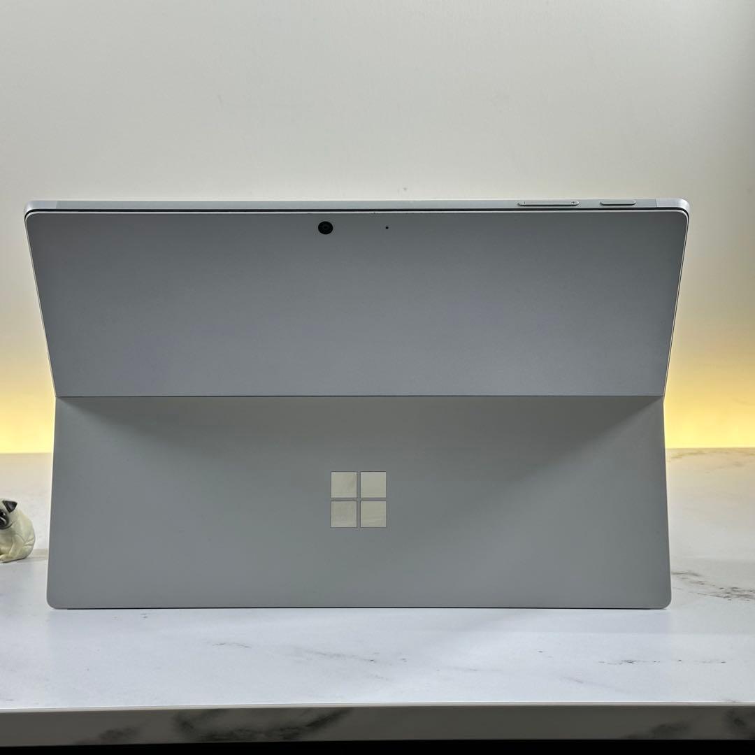 【美品】　Surface Pro7+ i5/8/128 Office
