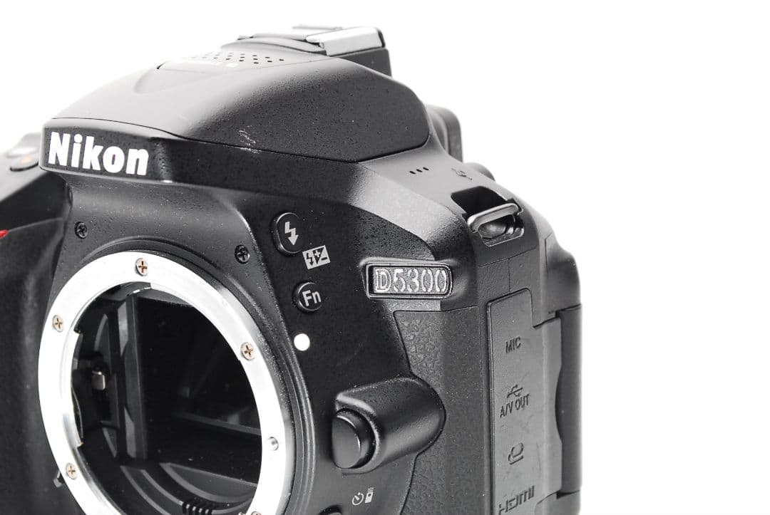 お得セット✨NIKON　D5300✨トリプルレンズ✨