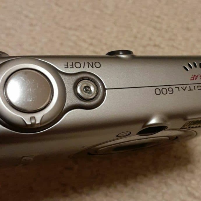 【中古】Canon IXY DIGITAL 600 デジカメ