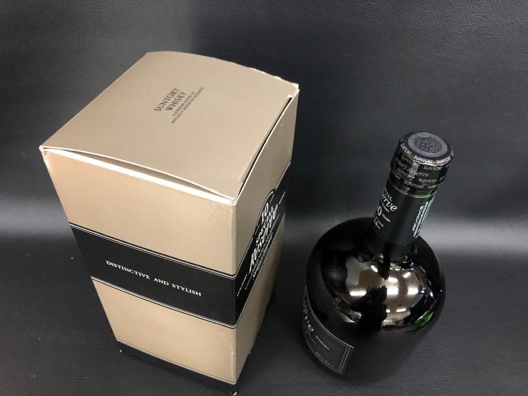 古酒　サントリー リザーブ　ウィスキー　10 Years　241108-37