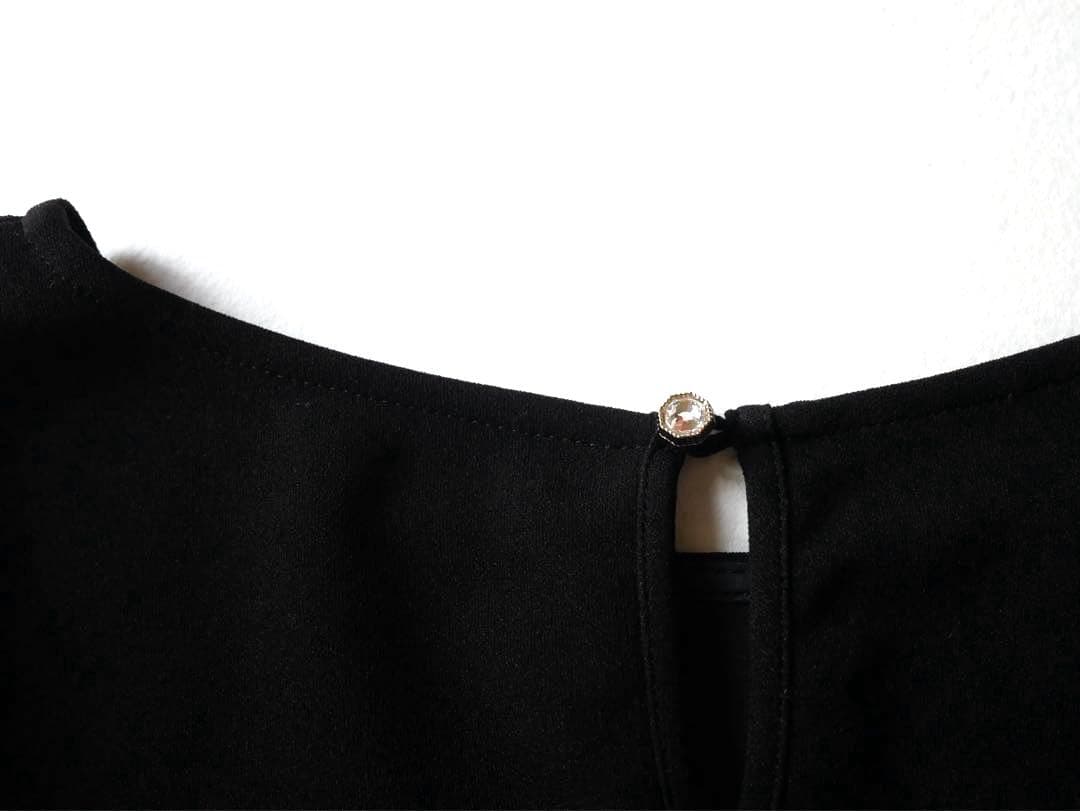 MORABITO SPELLモラビト　プルオーバートップス 刺繍 サイズ38