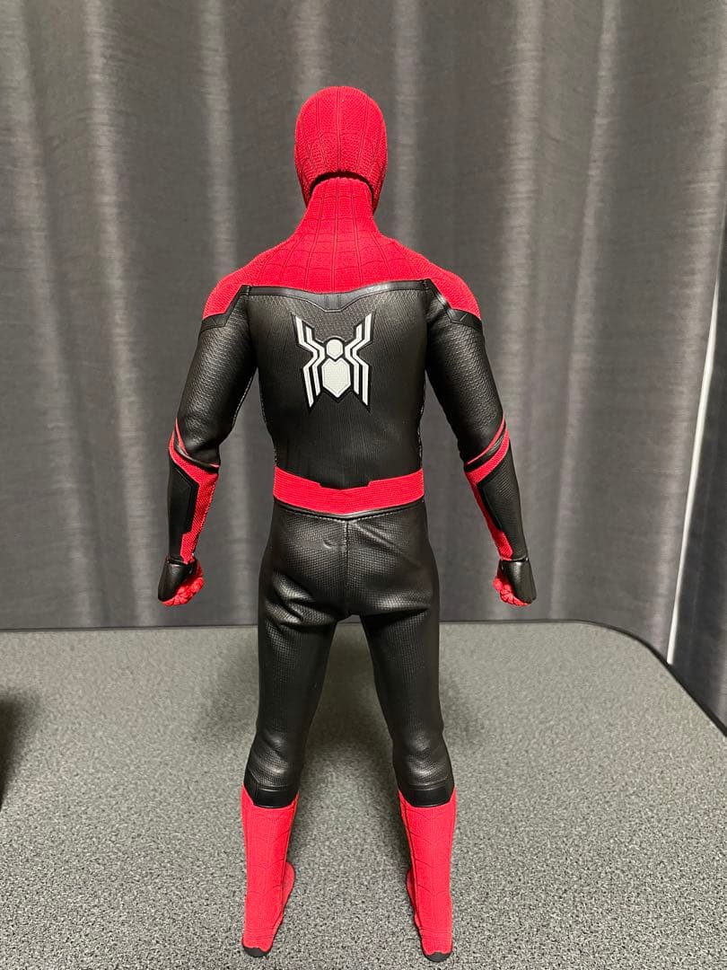 ホットトイズ　スパイダーマン　アップグレードスーツ版