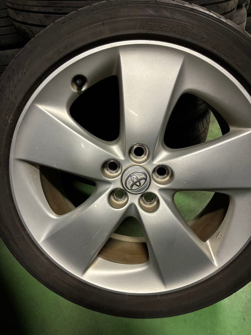 【美品】30プリウスツーリング純正ホイール　タイヤ付き