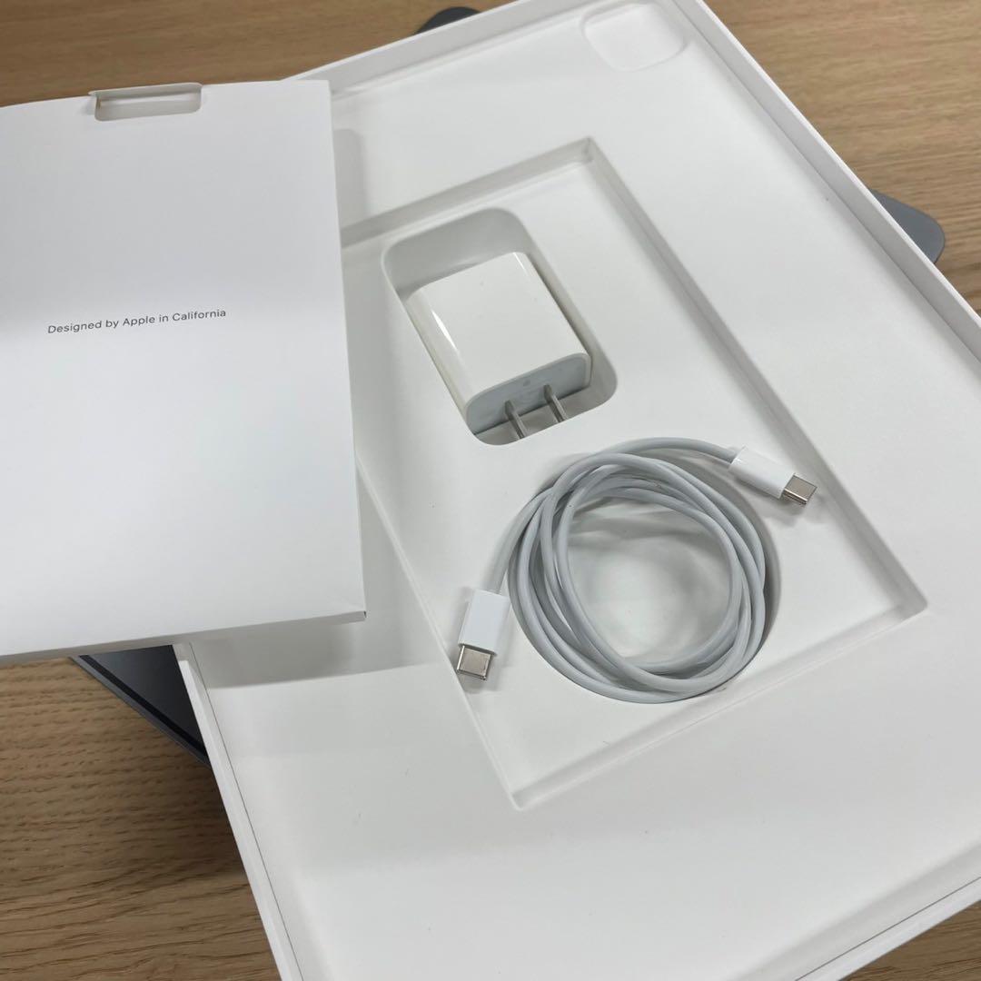 iPad Pro 12.9インチ 第5世代 Wi-Fi 256GB WW8574