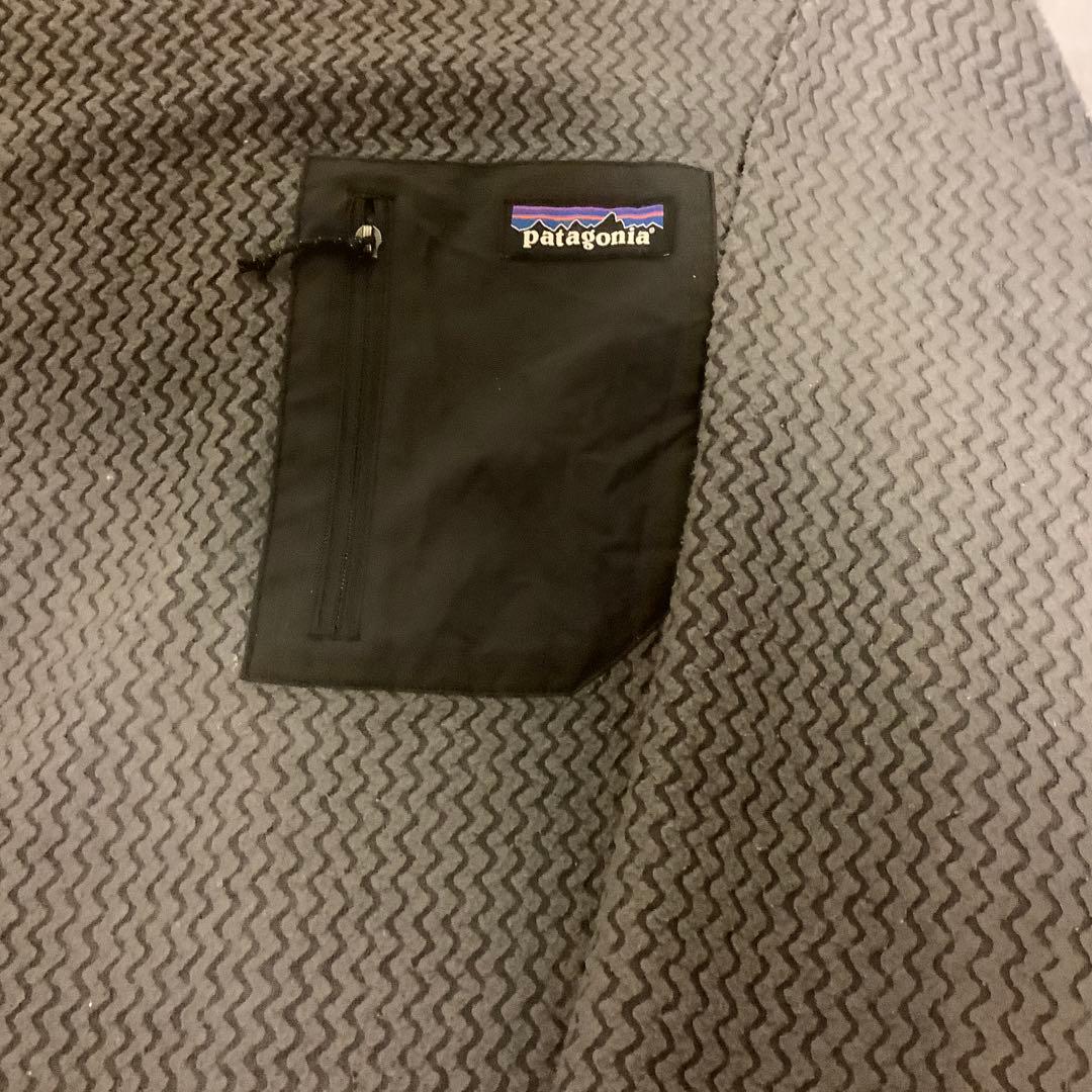 パタゴニア　メンズ　R1エア　クルー　プルオーバー　グリッドフリー